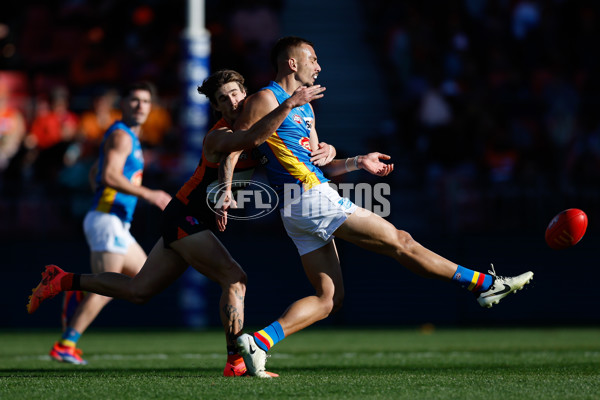 AFL 2024 Round 19 - GWS v Gold Coast - A-51974179