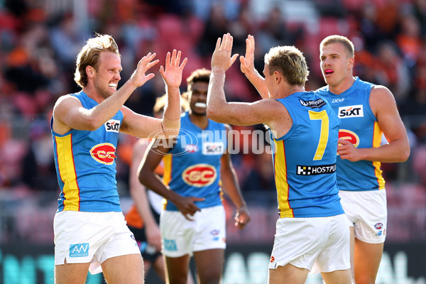 AFL 2024 Round 19 - GWS v Gold Coast - A-51975545