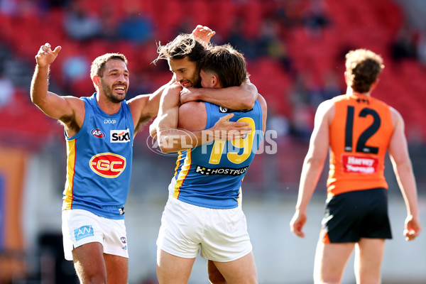 AFL 2024 Round 19 - GWS v Gold Coast - A-51975552