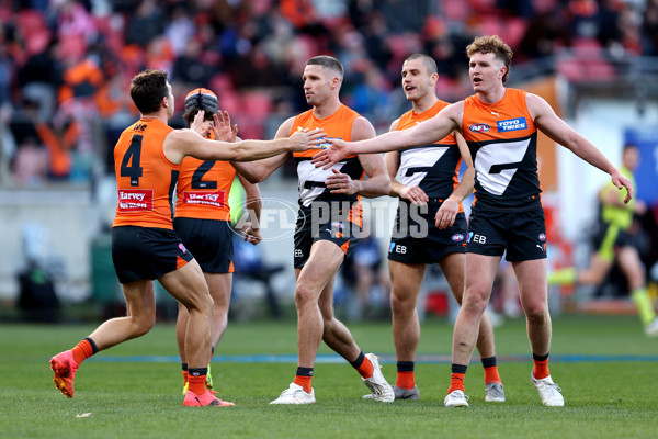 AFL 2024 Round 19 - GWS v Gold Coast - A-51975565
