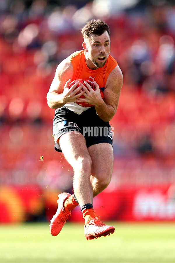 AFL 2024 Round 19 - GWS v Gold Coast - A-51976933