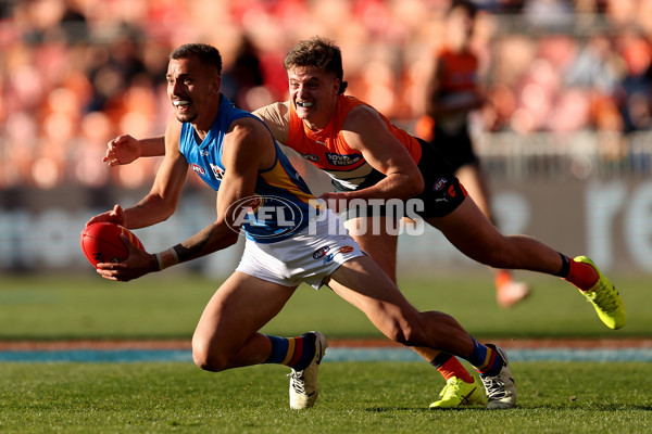 AFL 2024 Round 19 - GWS v Gold Coast - A-51976980