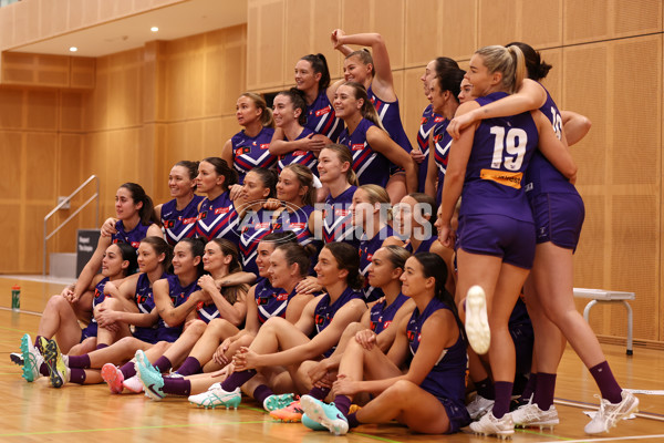 AFLW 2024 Media - Fremantle Team Photo Day - A-51991134