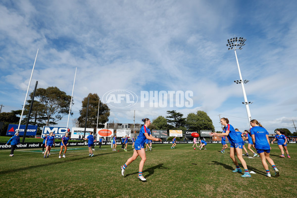 VFLW 2024 Grand Final - North Melbourne v Western Bulldogs - A-52012262