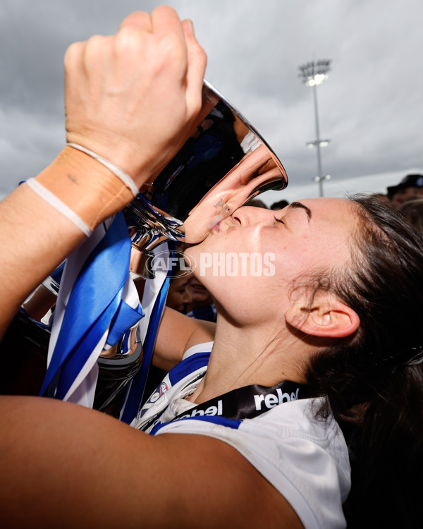 VFLW 2024 Grand Final - North Melbourne v Western Bulldogs - A-52020030