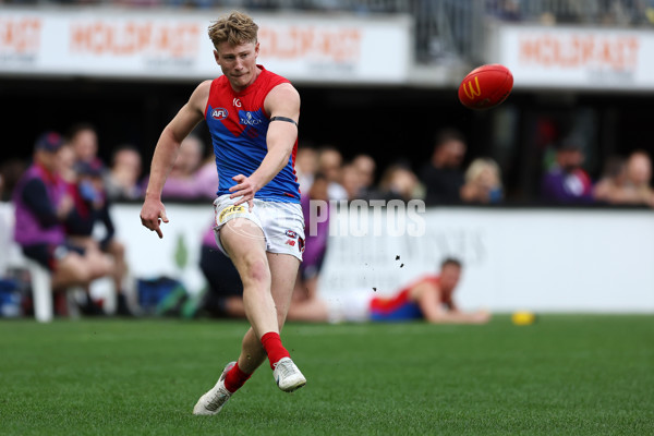 AFL 2024 Round 19 - Fremantle v Melbourne - A-52039202