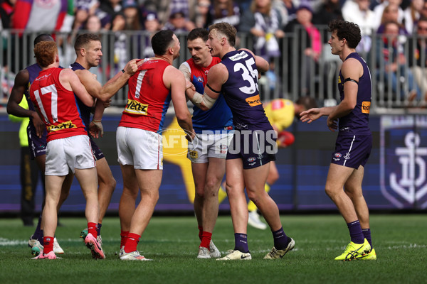 AFL 2024 Round 19 - Fremantle v Melbourne - A-52039844