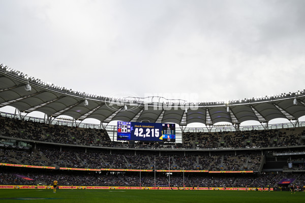 AFL 2024 Round 19 - Fremantle v Melbourne - A-52042305