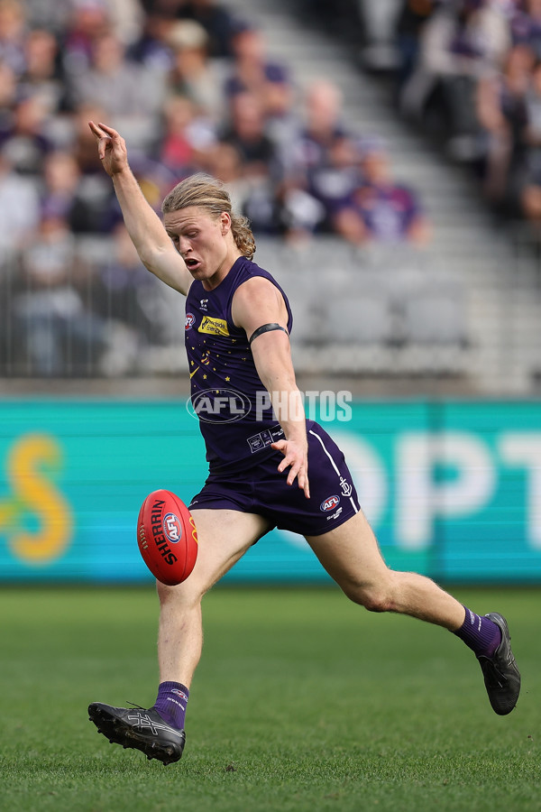 AFL 2024 Round 19 - Fremantle v Melbourne - A-52047809