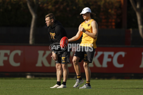 AFL 2023 Training - Hawthorn 230724 - A-52071162