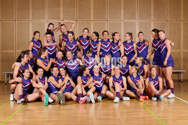 AFLW 2024 Media - Fremantle Team Photo Day - A-52073123