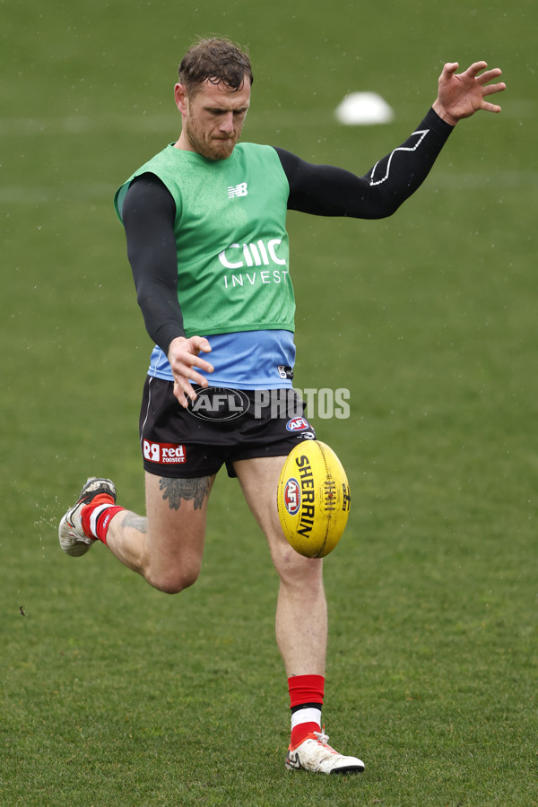 AFL 2024 Training - St Kilda 250724 - A-52137377