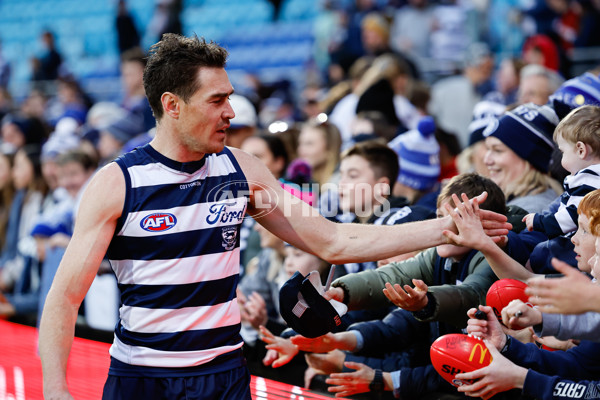 AFL 2024 Round 20 - North Melbourne v Geelong - A-52179800