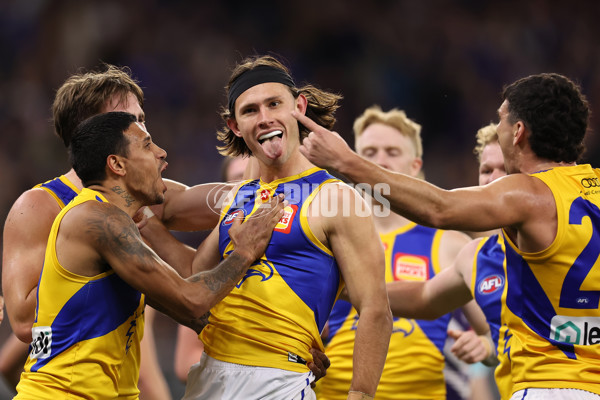 AFL 2024 Round 20 - Fremantle v West Coast - A-52204211