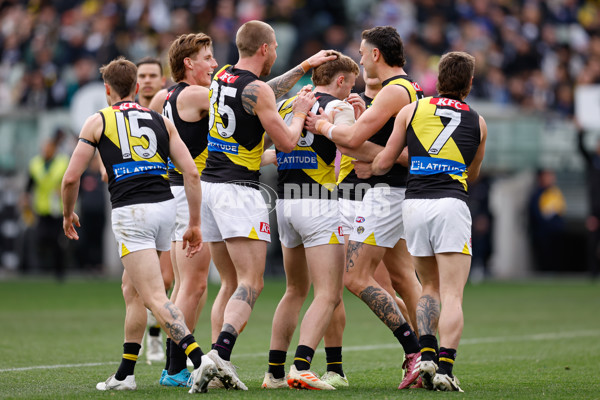 AFL 2024 Round 20 - Collingwood v Richmond - A-52226234