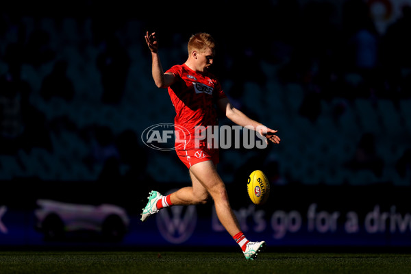AFL 2024 Round 20 - Sydney v Western Bulldogs - A-52228163