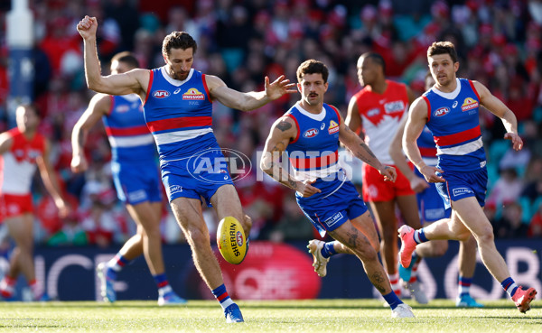 AFL 2024 Round 20 - Sydney v Western Bulldogs - A-52230845