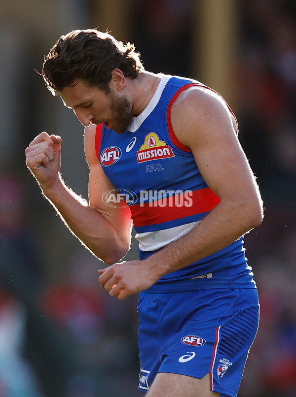 AFL 2024 Round 20 - Sydney v Western Bulldogs - A-52236151