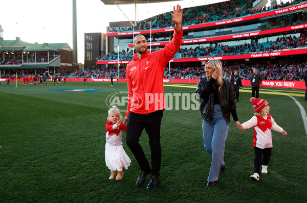 AFL 2024 Round 20 - Sydney v Western Bulldogs - A-52236159