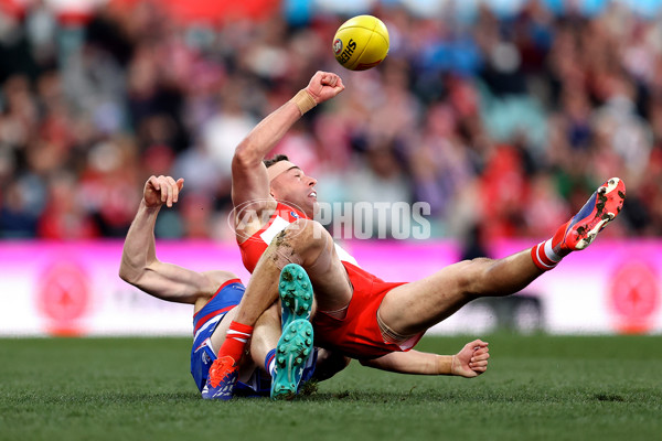 AFL 2024 Round 20 - Sydney v Western Bulldogs - A-52238469