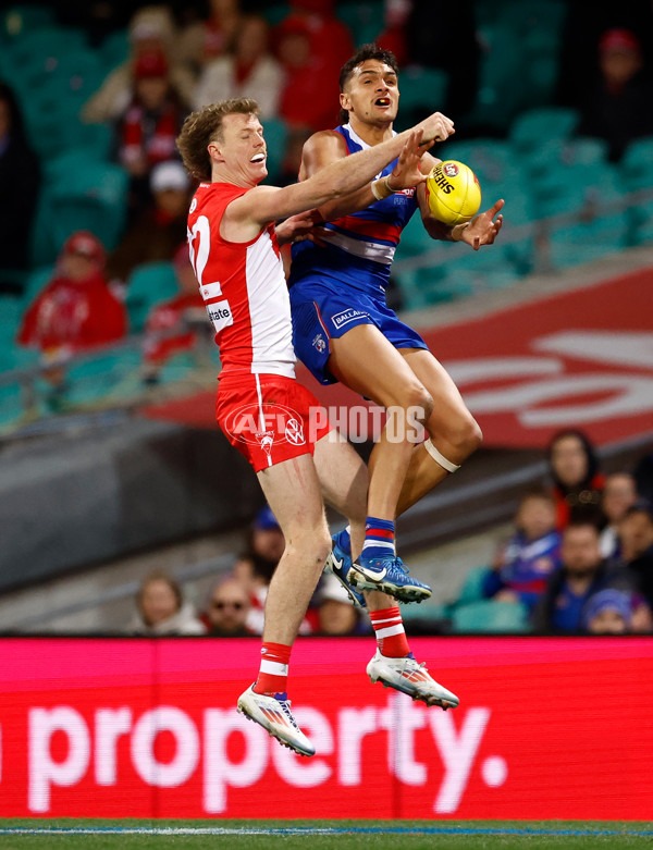 AFL 2024 Round 20 - Sydney v Western Bulldogs - A-52240799