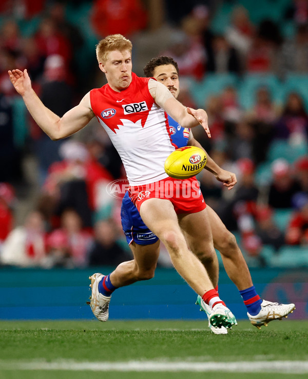 AFL 2024 Round 20 - Sydney v Western Bulldogs - A-52246361