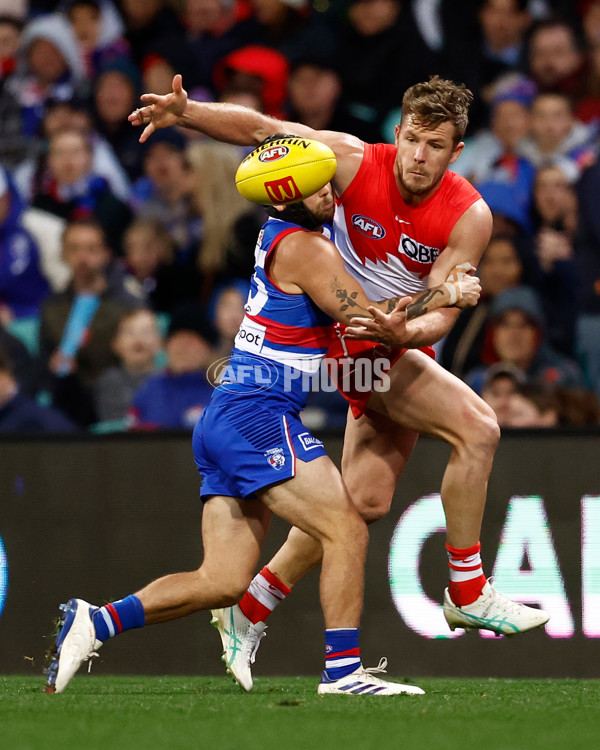 AFL 2024 Round 20 - Sydney v Western Bulldogs - A-52246364