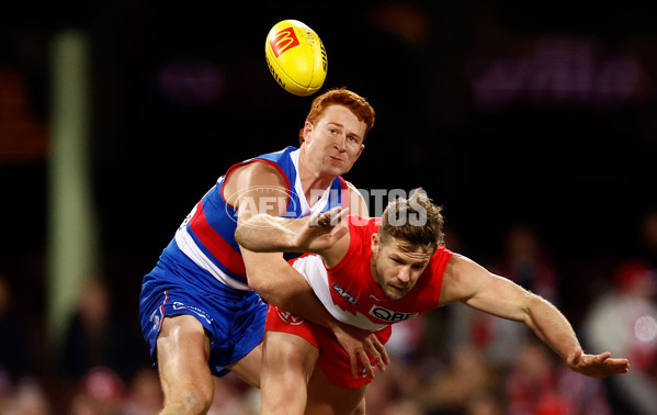 AFL 2024 Round 20 - Sydney v Western Bulldogs - A-52246365