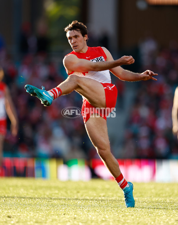 AFL 2024 Round 20 - Sydney v Western Bulldogs - A-52248738