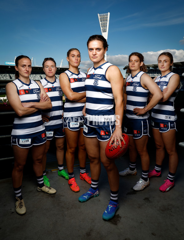 AFLW 2024 Media - Geelong Team Photo Day - A-52439668