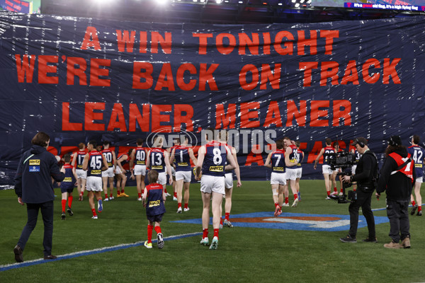 AFL 2024 Round 21 - Footscray v Melbourne - A-52443032