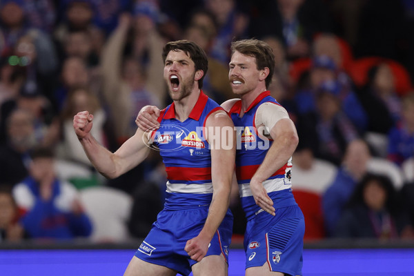 AFL 2024 Round 21 - Footscray v Melbourne - A-52445408