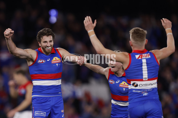 AFL 2024 Round 21 - Footscray v Melbourne - A-52447788