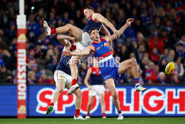 AFL 2024 Round 21 - Footscray v Melbourne - A-52447807