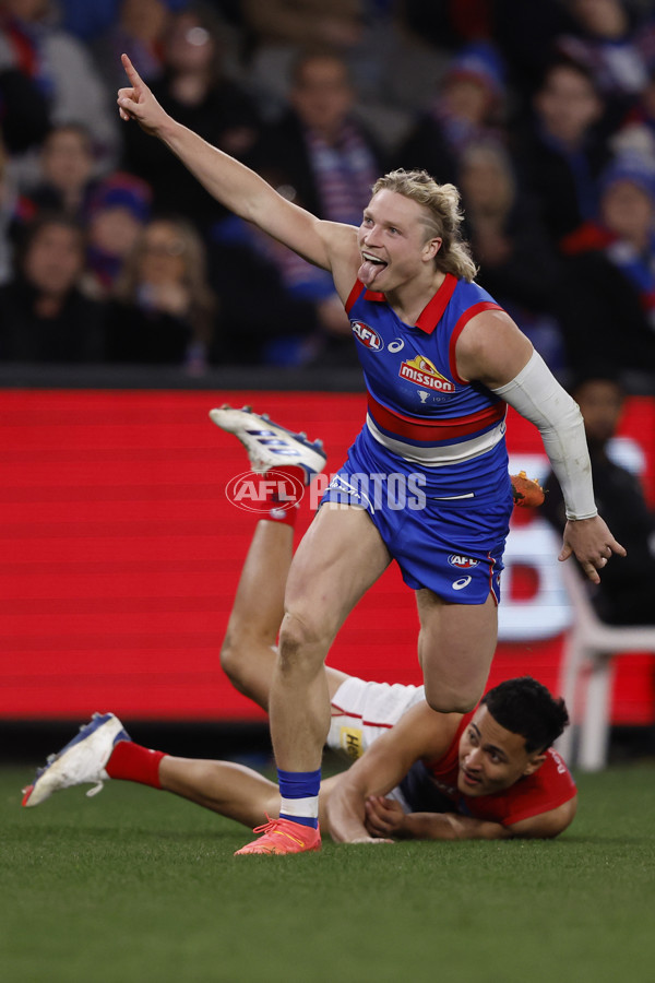 AFL 2024 Round 21 - Footscray v Melbourne - A-52451750