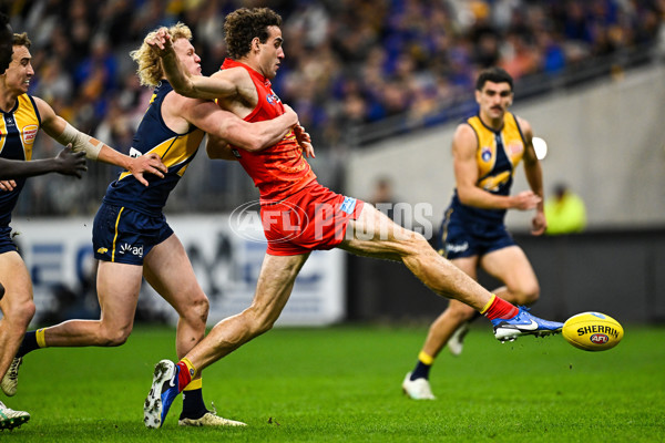 AFL 2024 Round 21 - West Coast v Gold Coast - A-52455073