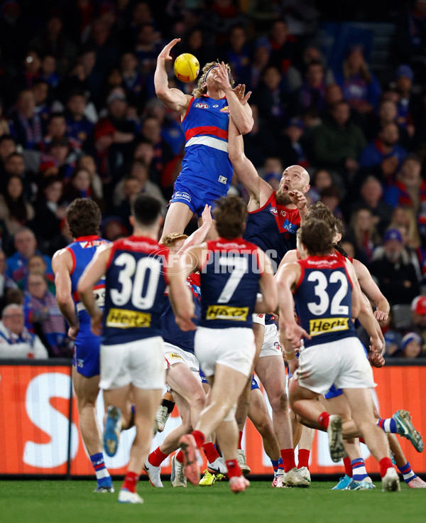 AFL 2024 Round 21 - Footscray v Melbourne - A-52455075