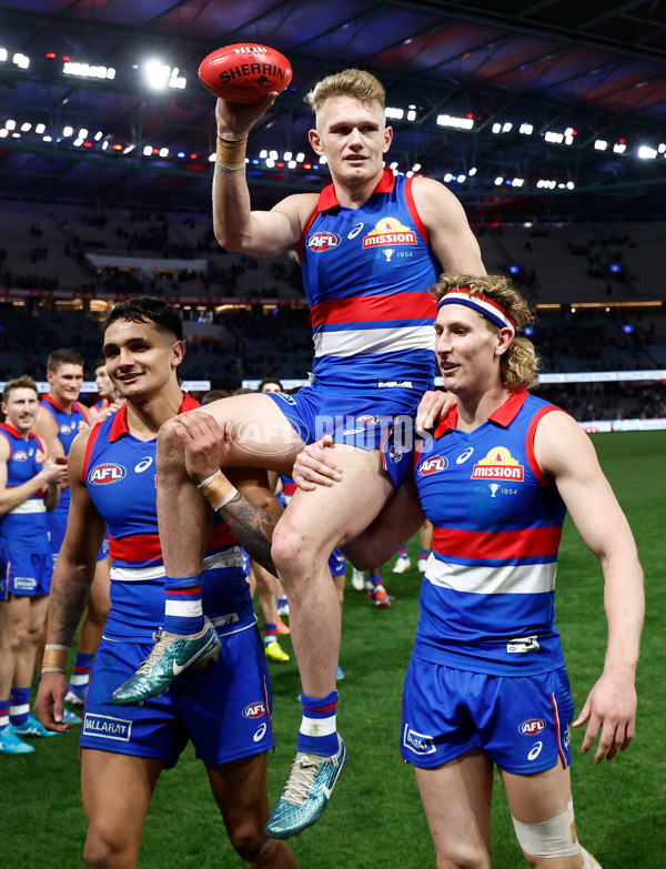 AFL 2024 Round 21 - Footscray v Melbourne - A-52459448