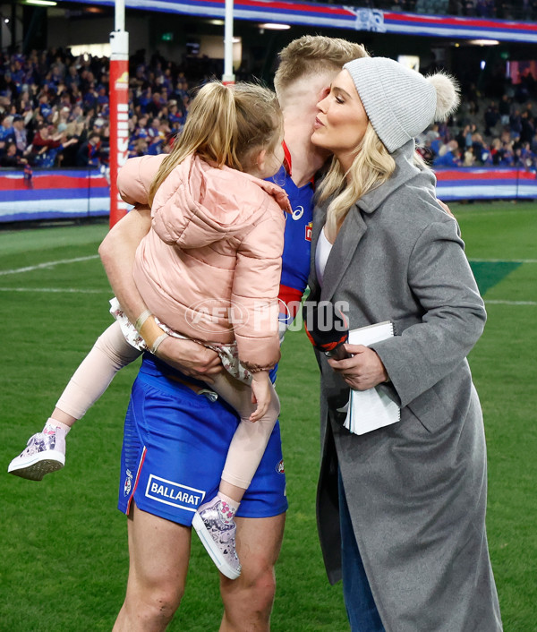 AFL 2024 Round 21 - Footscray v Melbourne - A-52459478