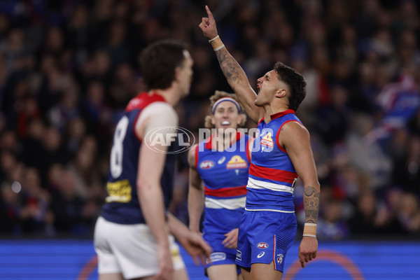 AFL 2024 Round 21 - Footscray v Melbourne - A-52462772