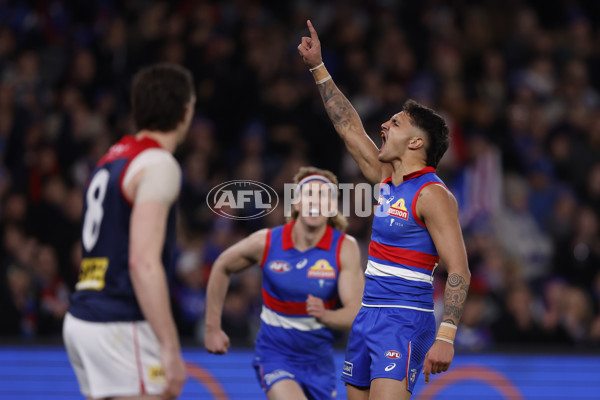 AFL 2024 Round 21 - Footscray v Melbourne - A-52462775