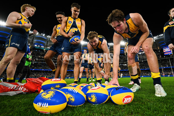 AFL 2024 Round 21 - West Coast v Gold Coast - A-52464665