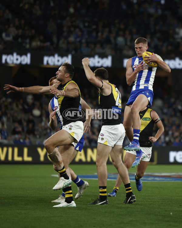 AFL 2024 Round 21 - North Melbourne v Richmond - A-52472578