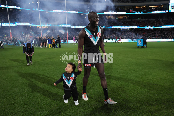 AFL 2024 Round 21 - Port Adelaide v Sydney - A-52487275
