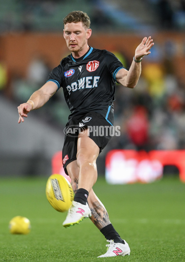 AFL 2024 Round 21 - Port Adelaide v Sydney - A-52488200