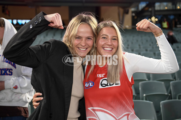 AFL 2024 Round 21 - Port Adelaide v Sydney - A-52488201