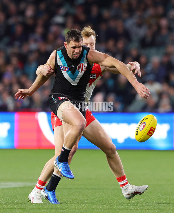 AFL 2024 Round 21 - Port Adelaide v Sydney - A-52488278