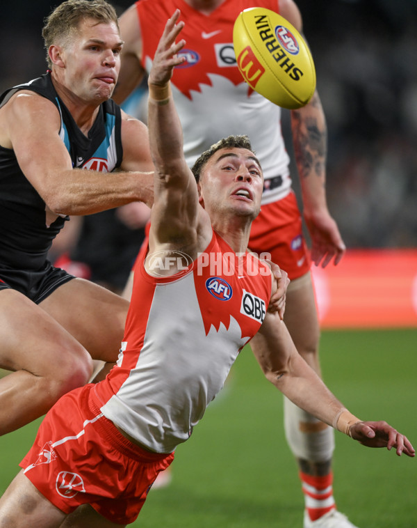 AFL 2024 Round 21 - Port Adelaide v Sydney - A-52490047