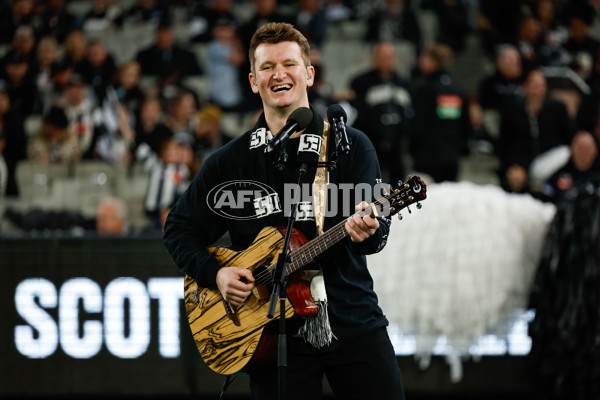AFL 2024 Round 21 - Collingwood v Carlton - A-52491136