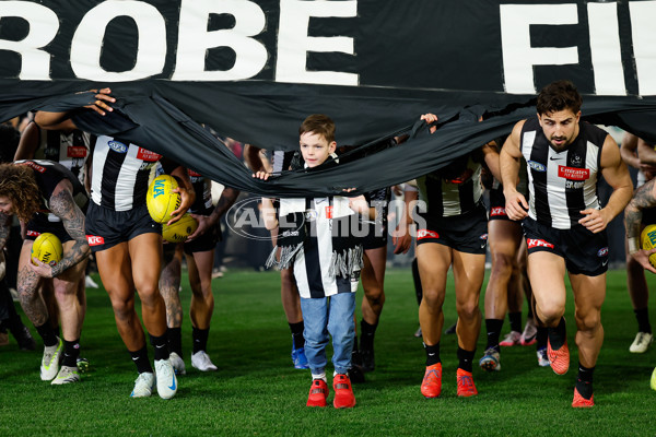 AFL 2024 Round 21 - Collingwood v Carlton - A-52491138